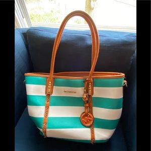 Michael Kors beach bag